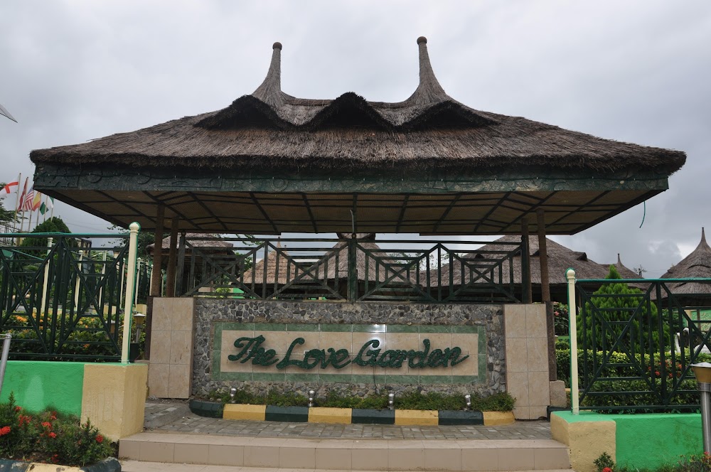 Green Valley Hotels and Garden photo 4
